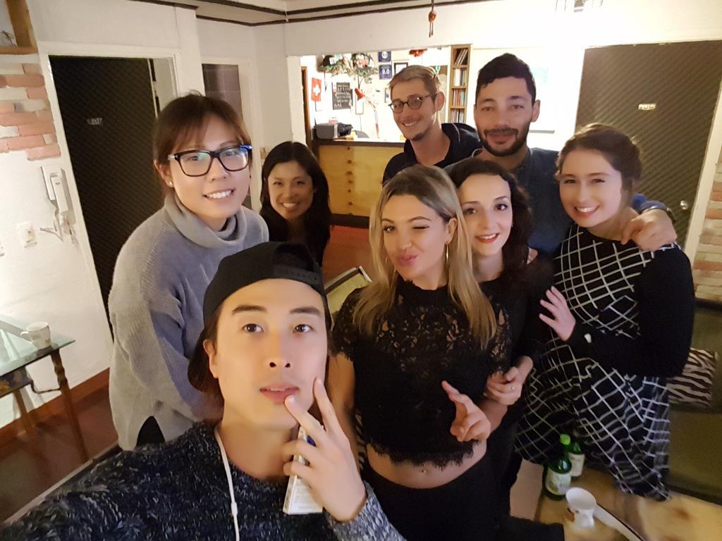 Comeinn Guesthouse Hongdae - Female Only โซล ภายนอก รูปภาพ