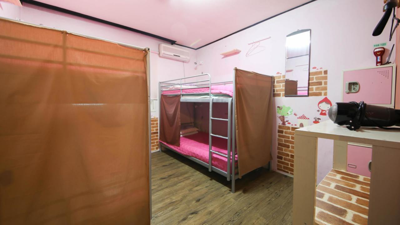 Comeinn Guesthouse Hongdae - Female Only โซล ภายนอก รูปภาพ