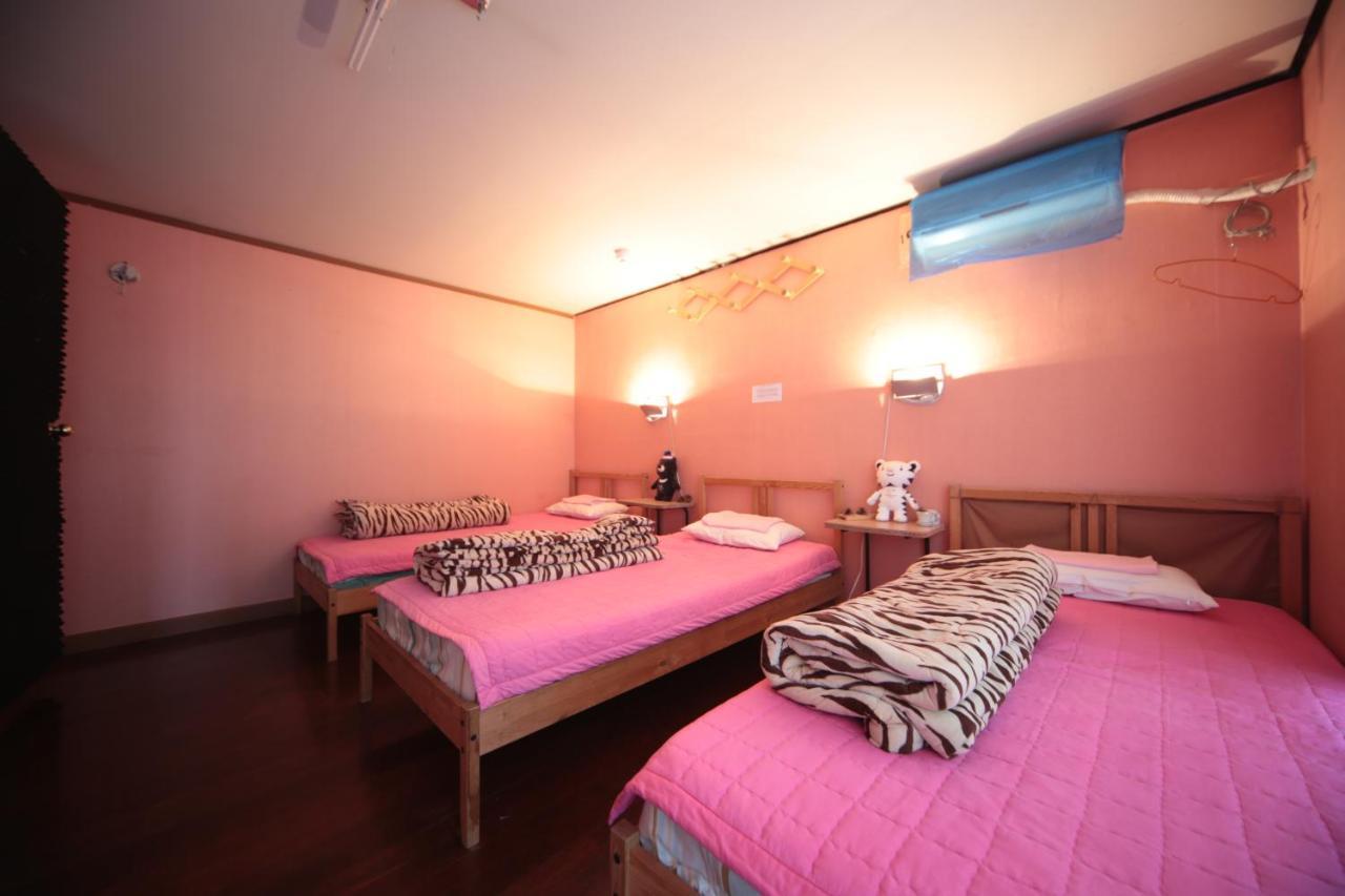 Comeinn Guesthouse Hongdae - Female Only โซล ภายนอก รูปภาพ